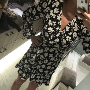 Dynamite Salina black and white floral dress